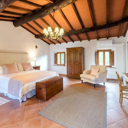 Casa Al Colle فيلة *