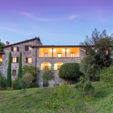 فيلة Casa Al Colle *